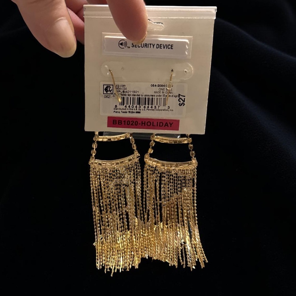 Bisou Bar NWT gold shoulder
duster,rhinestone,gold fringe,face framing,statement